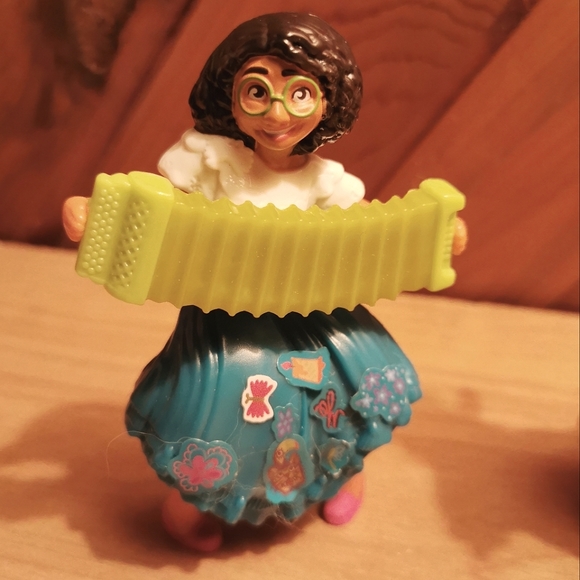 Set of Disney Dolls - Picture 2 of 5